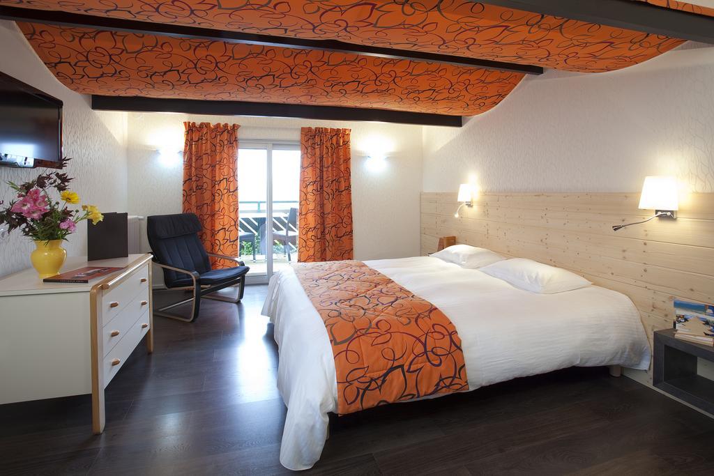 Logis Hotel Clair Matin Le Chambon-sur-Lignon Kültér fotó